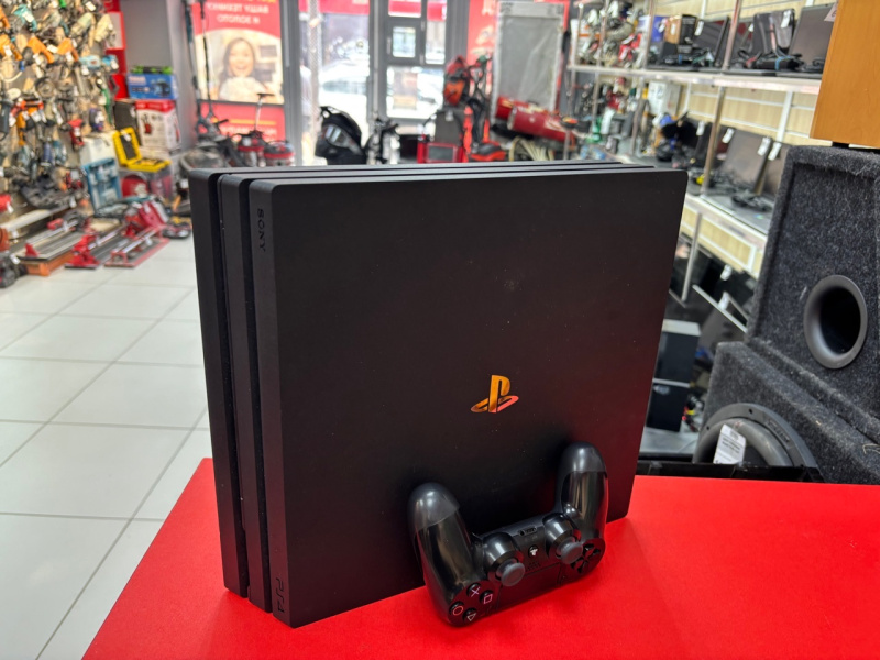 Игровая приставка Sony PS 4pro