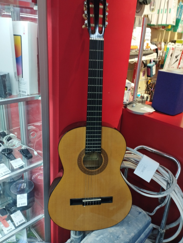гитара Hohner hс 06